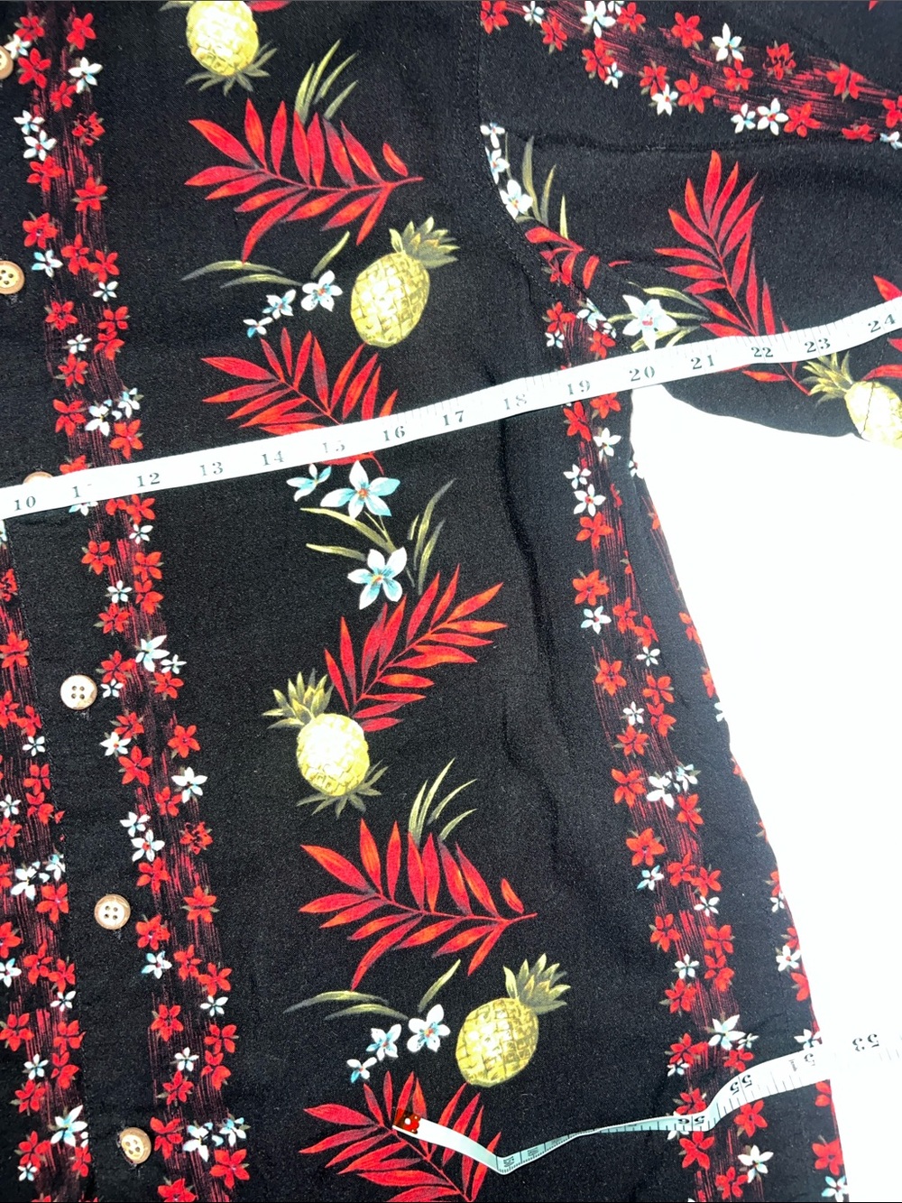 Ron Chereskin Tropical Pineapple Print Button-Down Shirt Men’s Size M - Picture 4 of 6